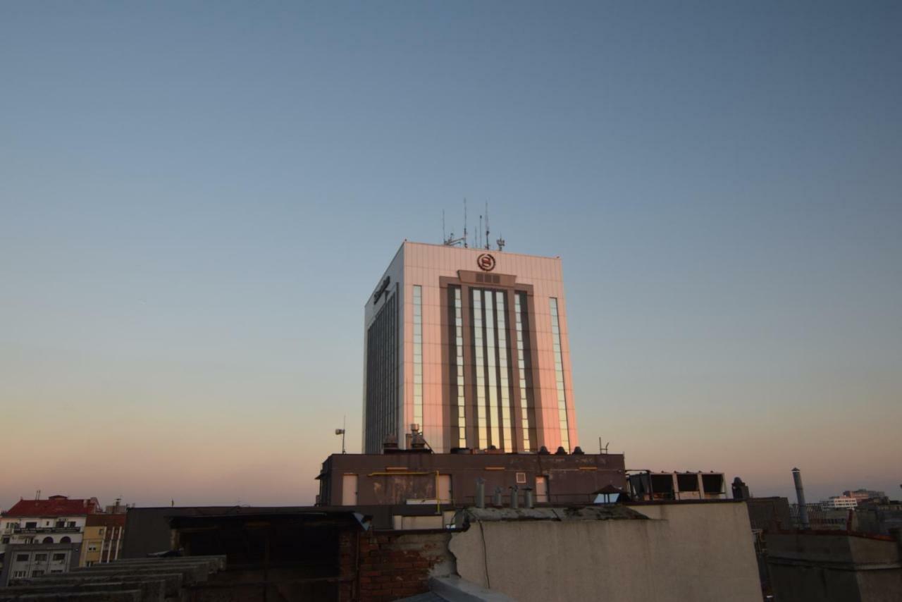 Апартаменты Resedinta Lui Calin Бухарест Экстерьер фото