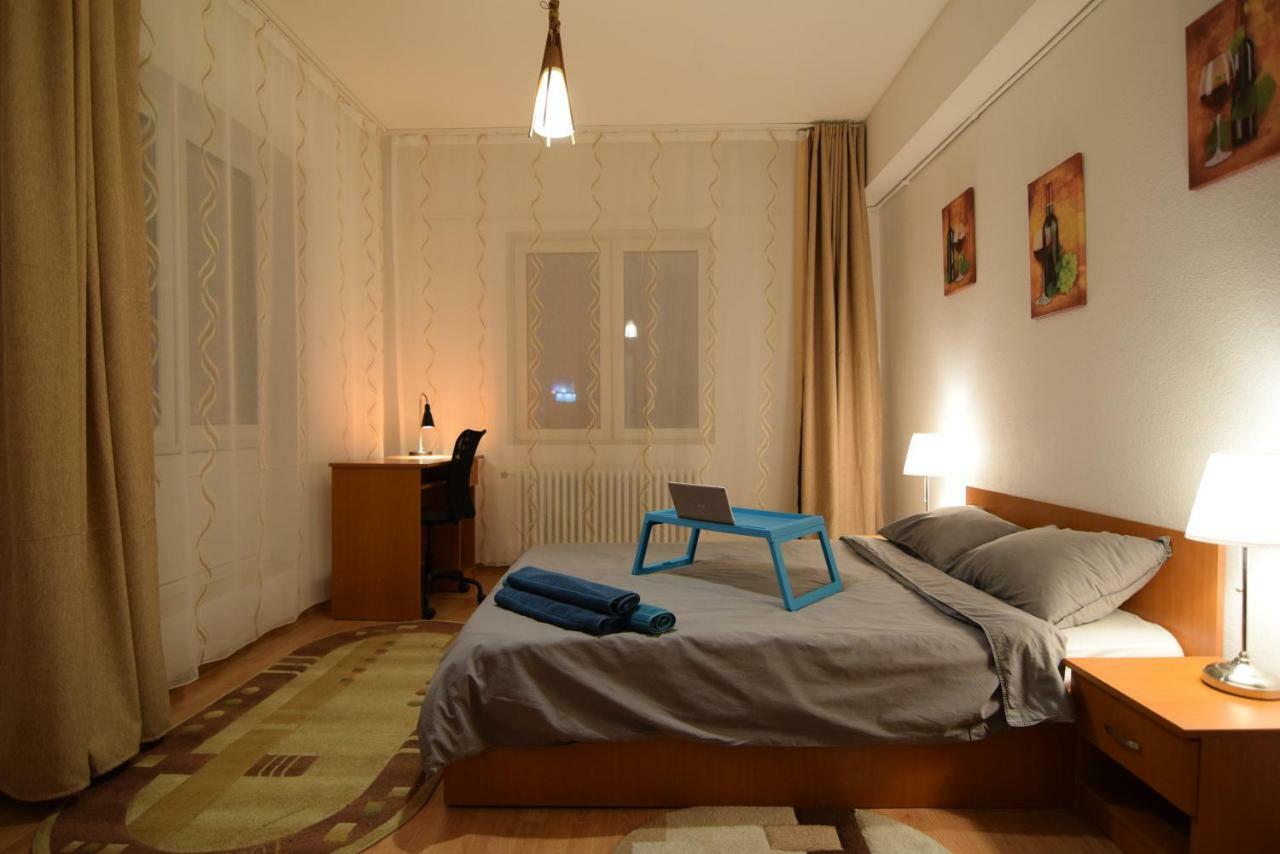 Апартаменты Resedinta Lui Calin Бухарест Экстерьер фото